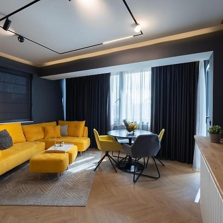 Topaz Beachfront Apartment Varna Exterior photo