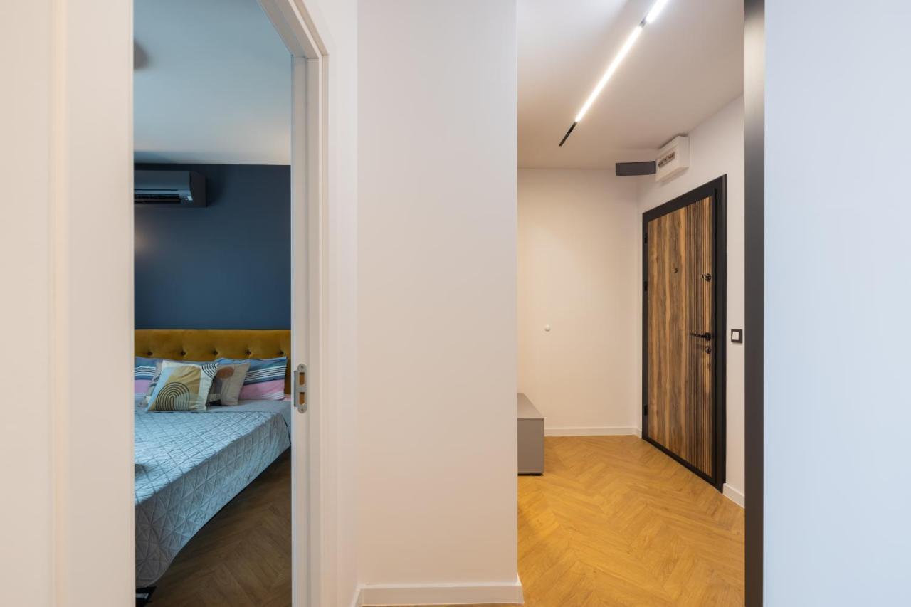 Topaz Beachfront Apartment Varna Exterior photo